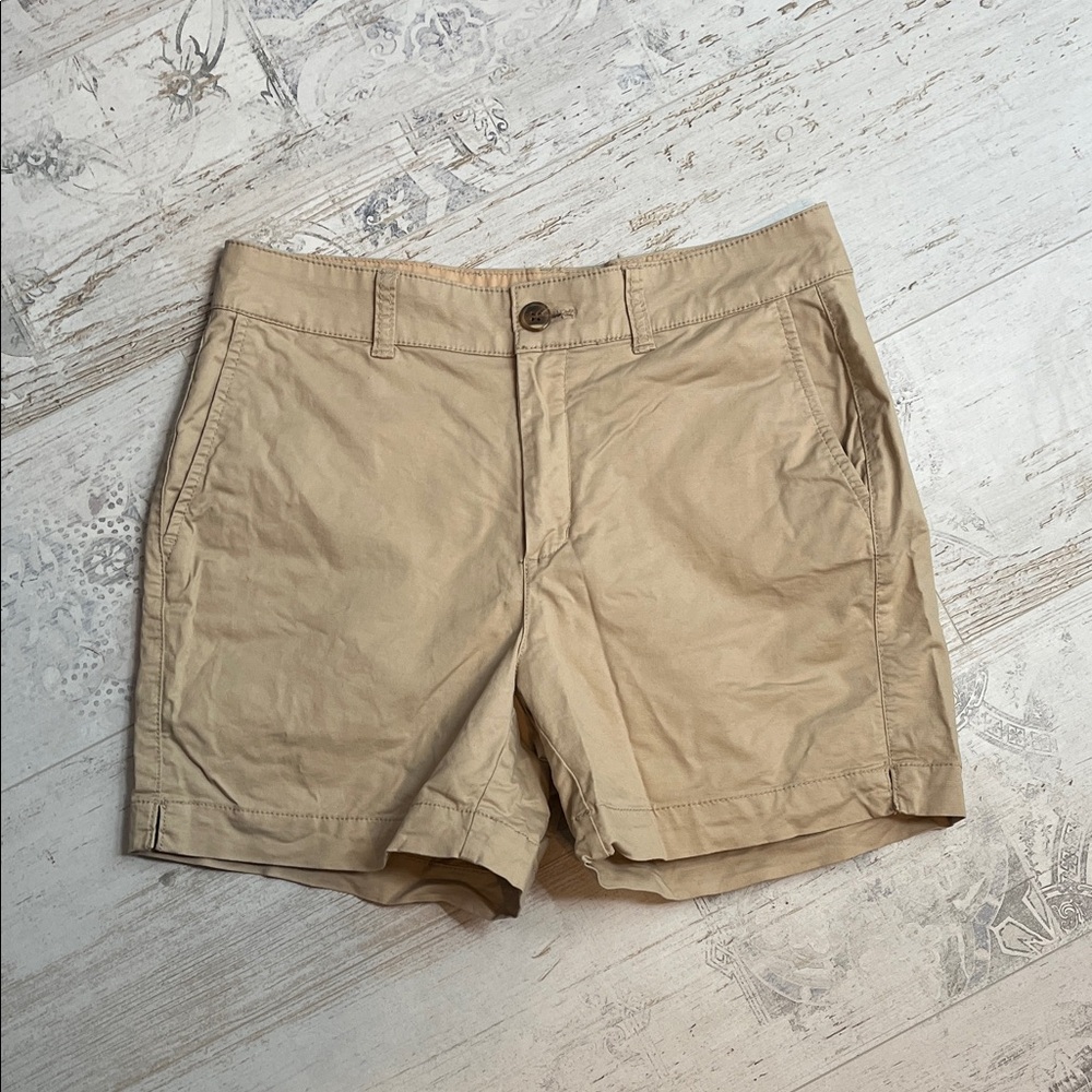 Old Navy Tan Everyday Short High Rise Size 2